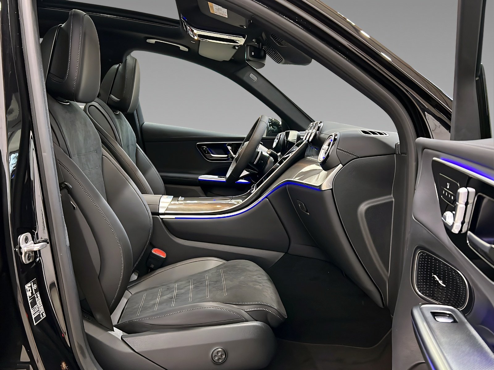 GLC 220 d 4M AMG+DISTR+NIGHT+Memo+Pano+AHK+360° Bild 14