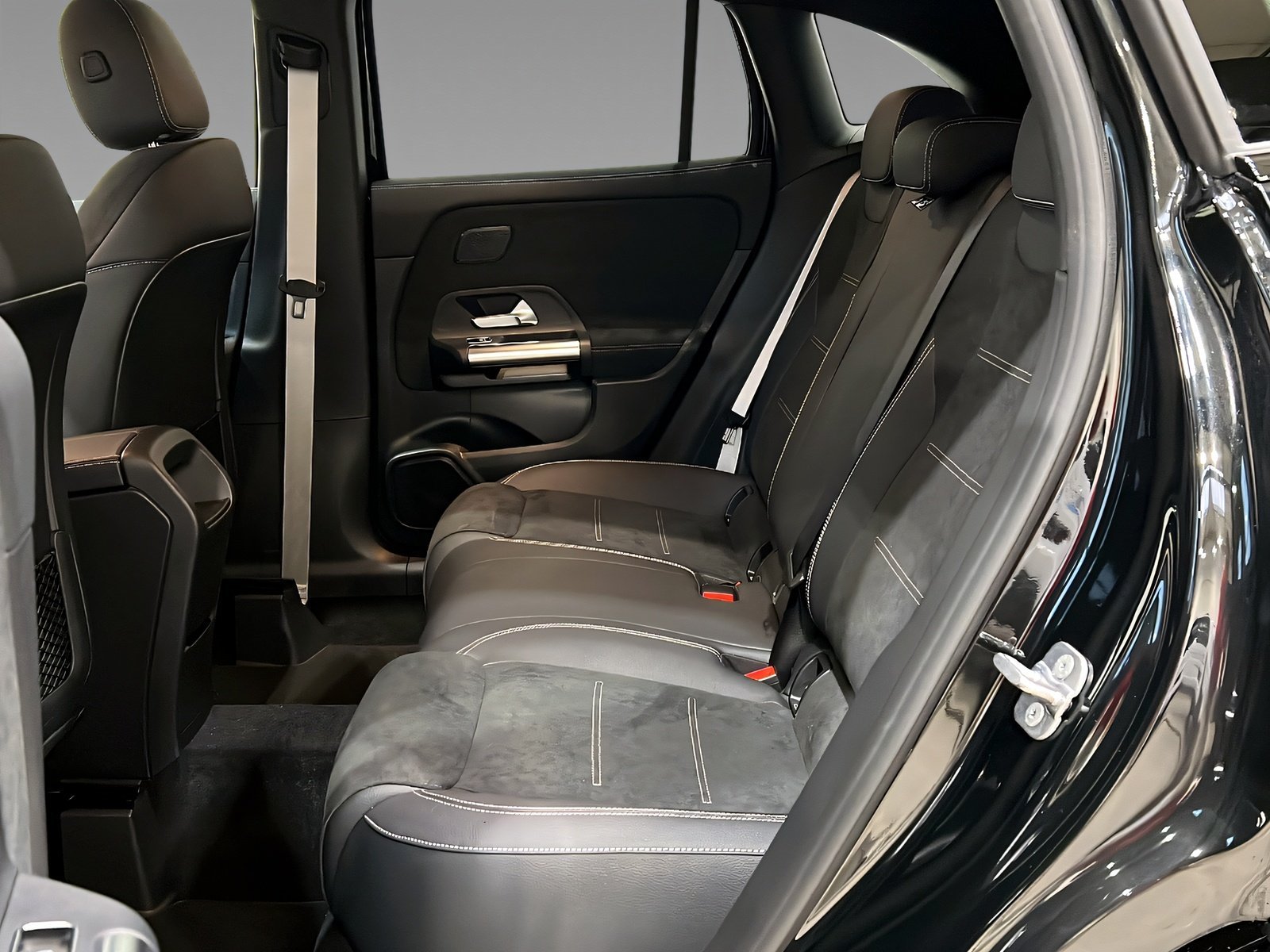 GLA 200 AMG+EDITION+20''+Kamera+TotW+AHK Bild 10