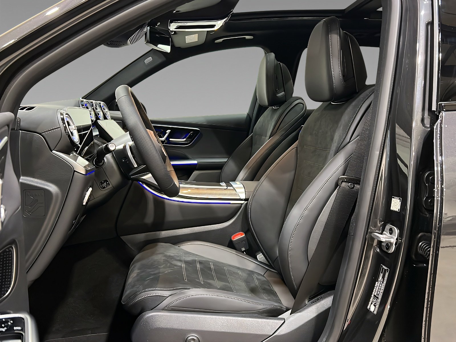 GLC 220 d 4M AMG+DISTR+NIGHT+Memo+Pano+AHK+360° Bild 9