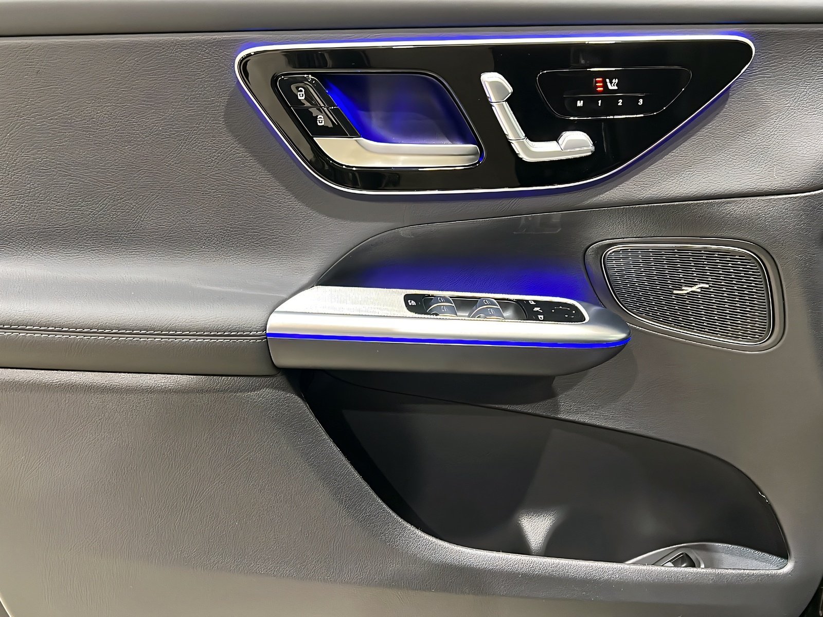 GLC 220 d 4M AMG+LED+DISTRO+Memo+Pano+AHK+360° Bild 13