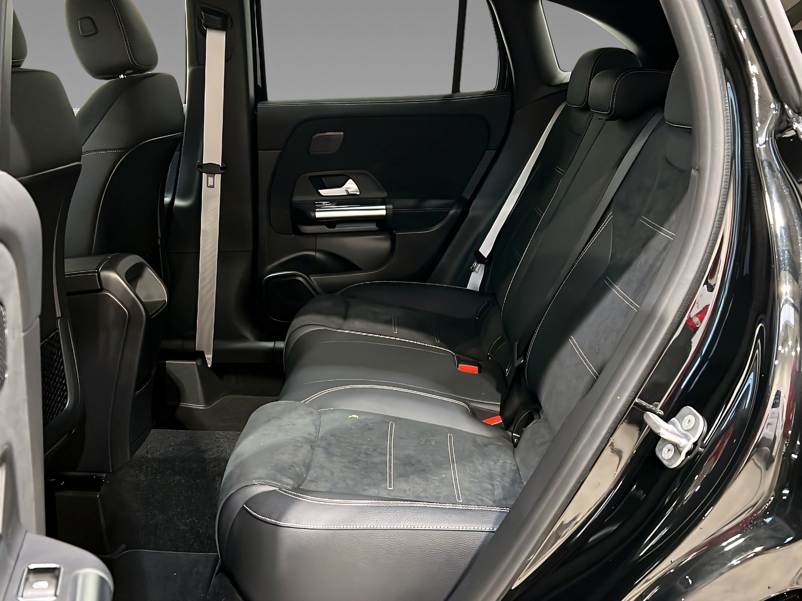 GLA 200 AMG+EDITION+20''+Kamera+TotW+AHK Bild 9