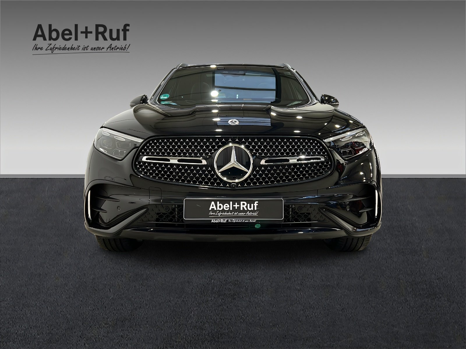 GLC 450 d 4M AMG+LEDER+Burm+Ambi+Pano+AHK+360° Bild 2