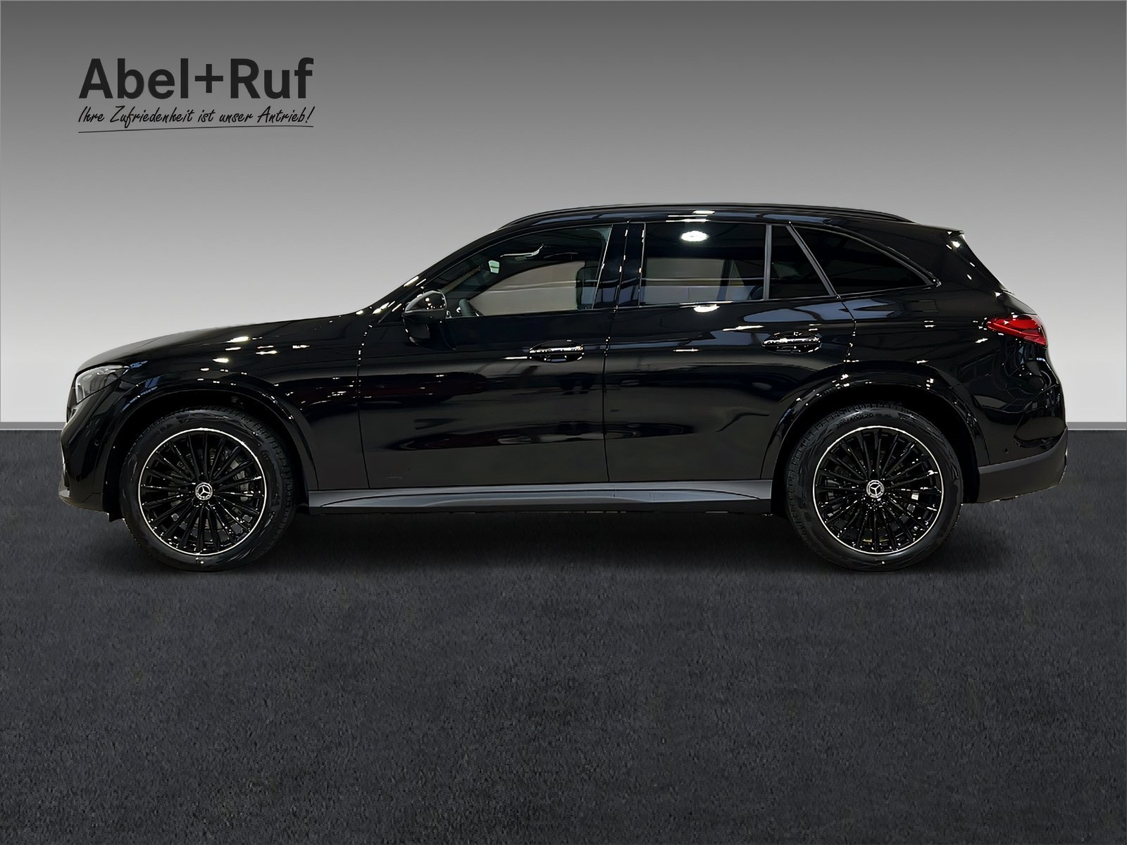 GLC 450 d 4M AMG+LEDER+Burm+Ambi+Pano+AHK+360° Bild 5