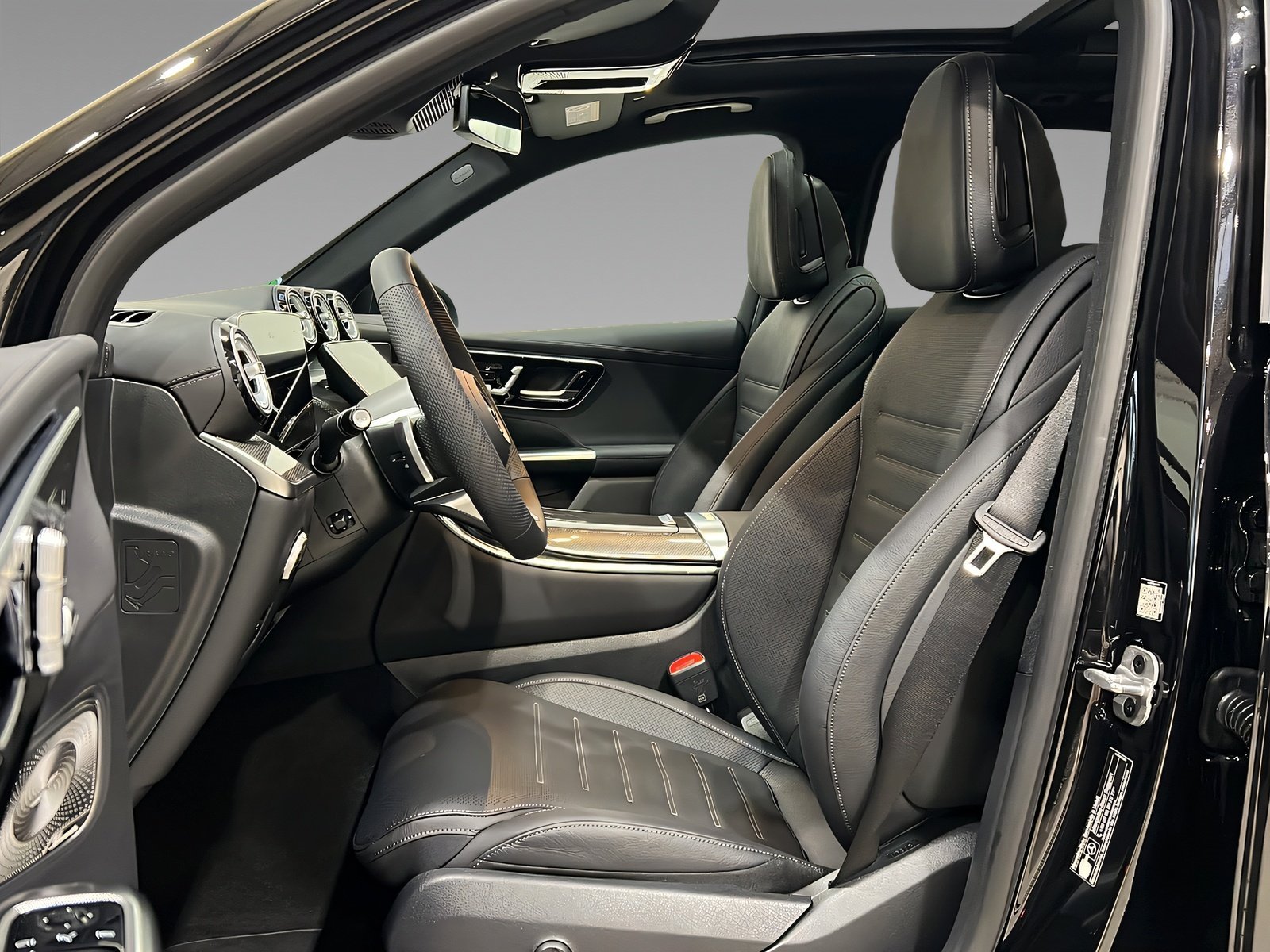 GLC 450 d 4M AMG+LEDER+Burm+Ambi+Pano+AHK+360° Bild 9