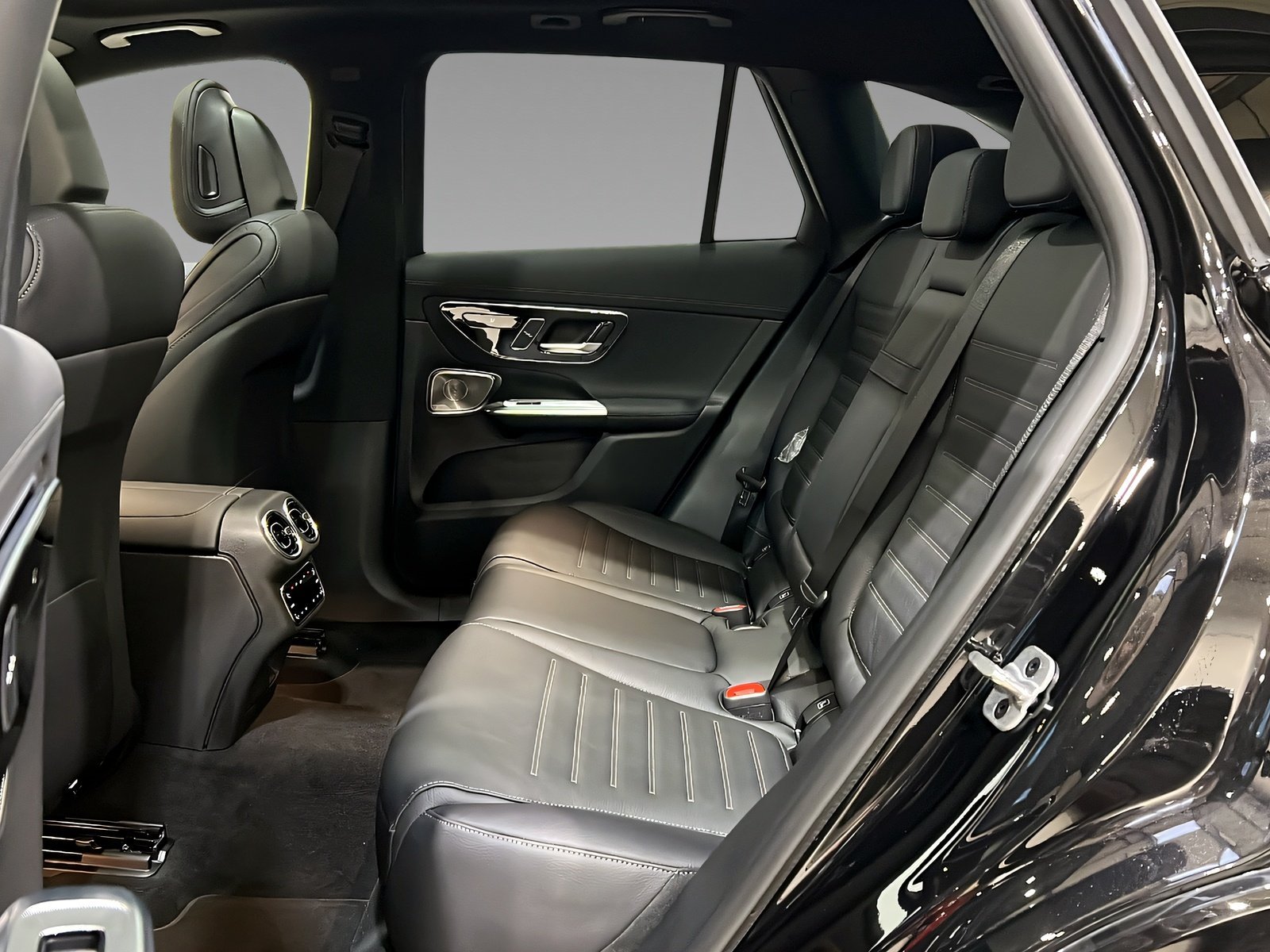 GLC 450 d 4M AMG+LEDER+Burm+Ambi+Pano+AHK+360° Bild 10