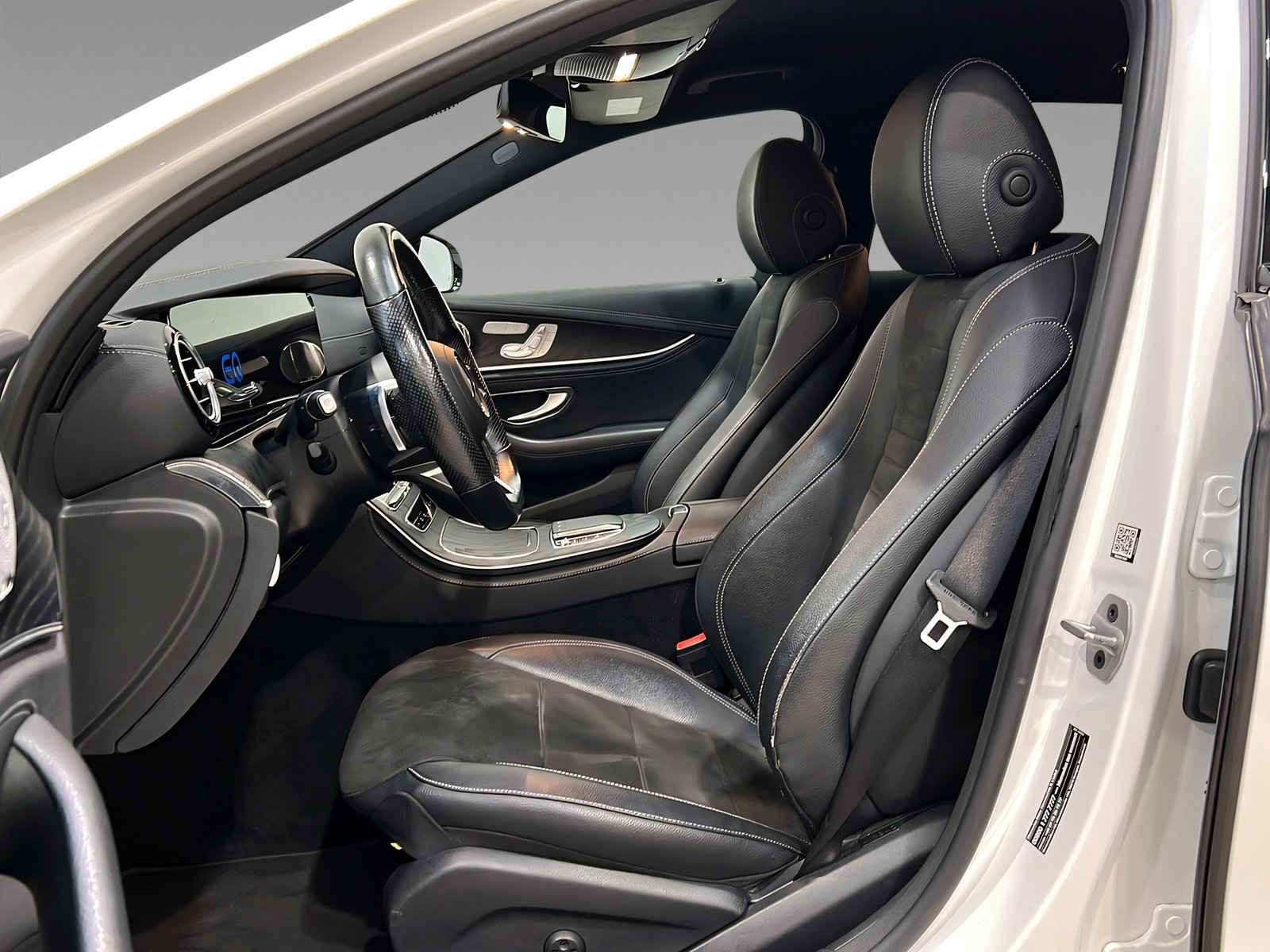 E 300de 4M T AMG+NIGHT+DISTRO+Burme+AHK+360° Bild 9