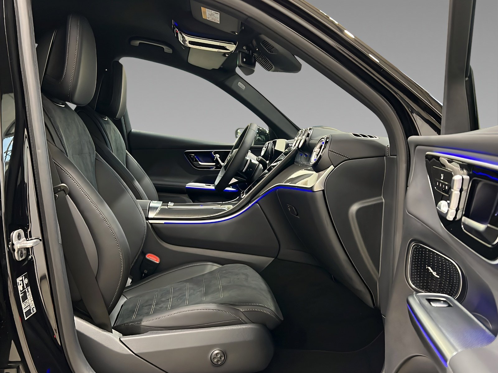 GLC 220d 4MATIC AMG+NIGHT+EASY-PACK+Ambi+AHK+360 Bild 14