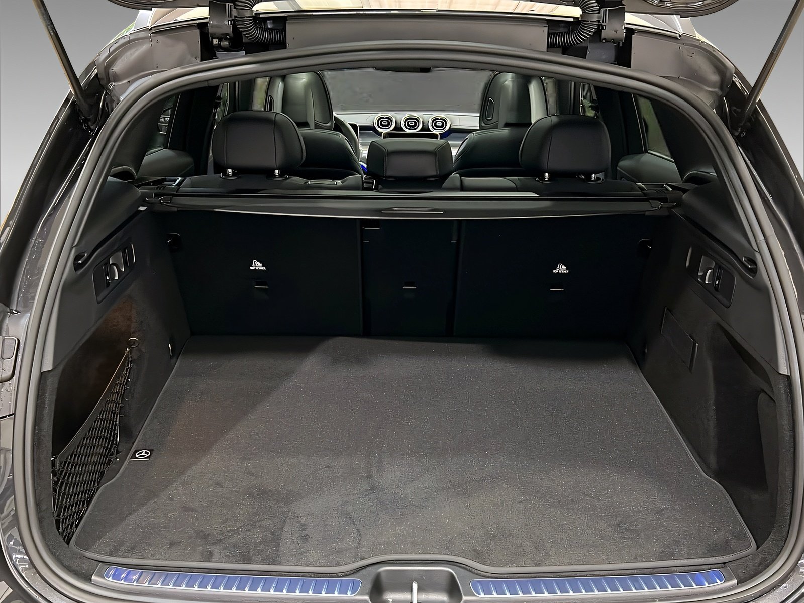 GLC 450d 4MATIC AMG+NIGHT+DIGI+Ambi+Pano+AHK+360 Bild 6