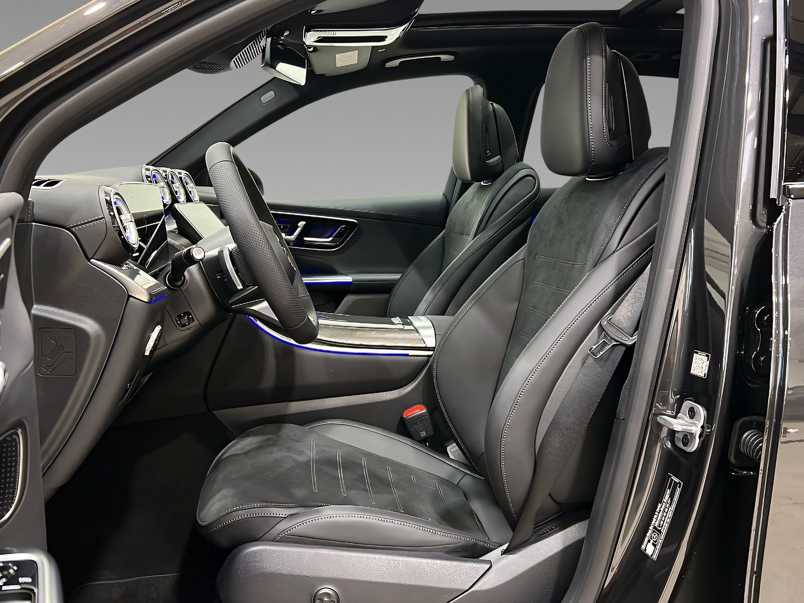 GLC 450d 4MATIC AMG+NIGHT+DIGI+Ambi+Pano+AHK+360 Bild 8