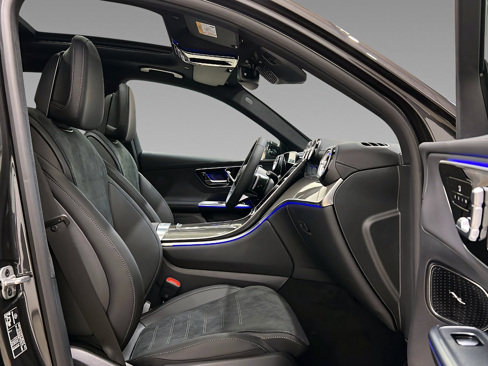 GLC 450d 4MATIC AMG+NIGHT+DIGI+Ambi+Pano+AHK+360 Bild 14