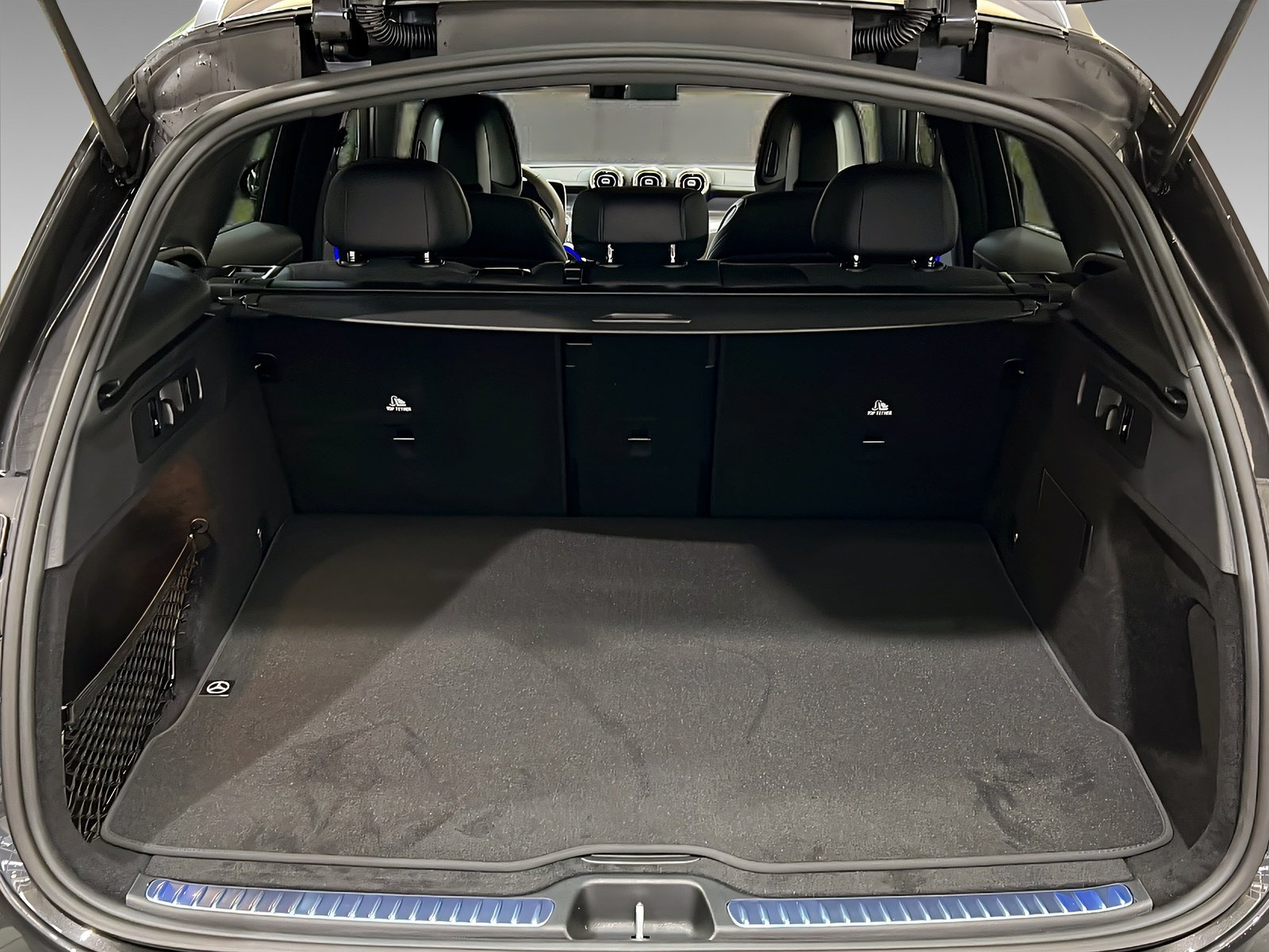 GLC 220d 4MATIC AMG+NIGHT+EASY-PACK+Ambi+AHK+360 Bild 6