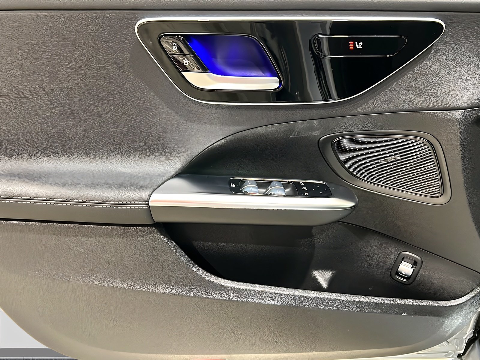 C 220 d AVANTGARDE+LED+Kam+CarPlay+TotW+LrHz+AHK Bild 14