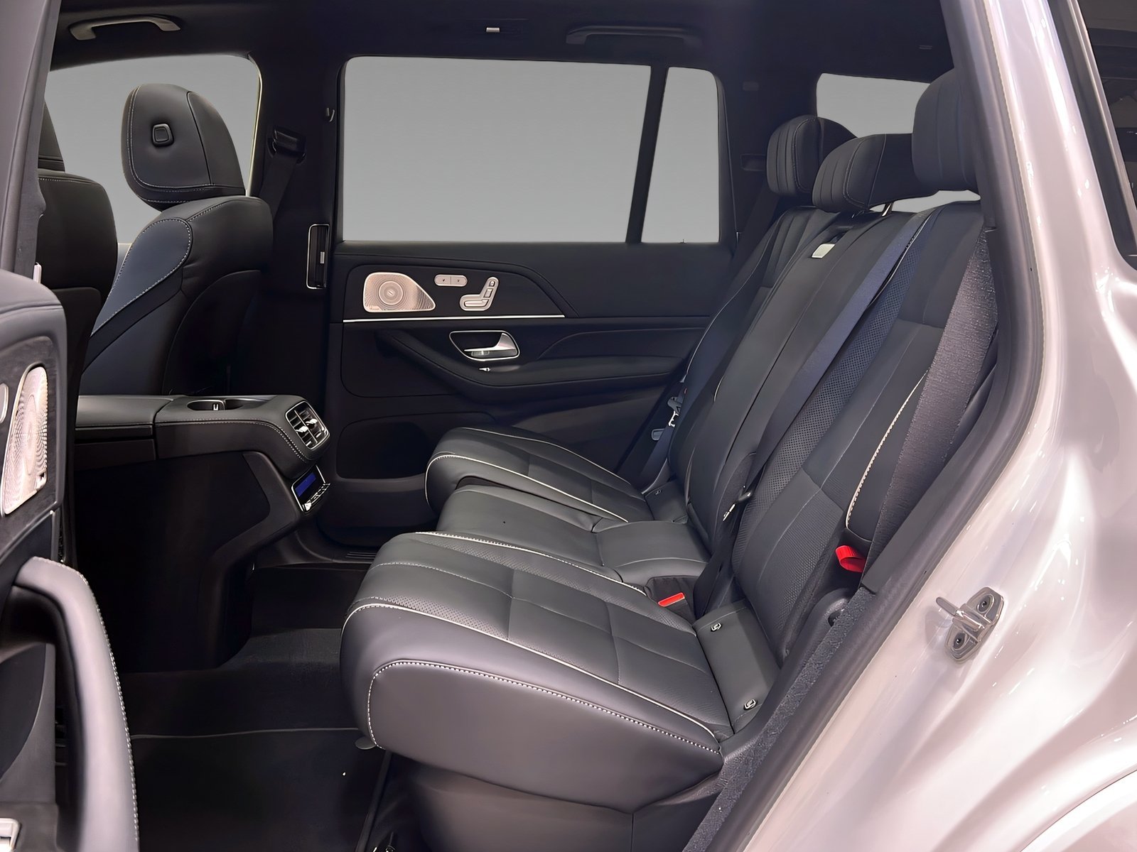 GLS 580 4M AMG+DIST+7-Sitz+Burm+StHz+HuD+AHK+360 Bild 10