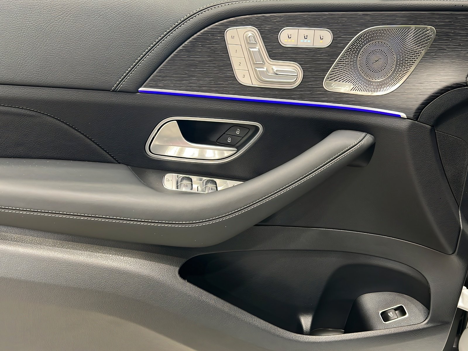 GLS 580 4M AMG+DIST+7-Sitz+Burm+StHz+HuD+AHK+360 Bild 14