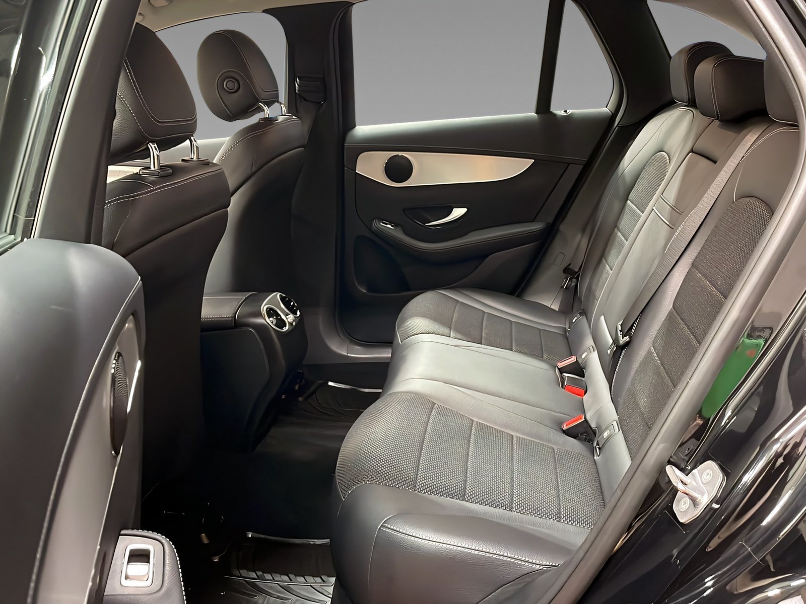 GLC 220 d 4M LED+CHROM+Kamera+CarPlay+TotW Bild 10