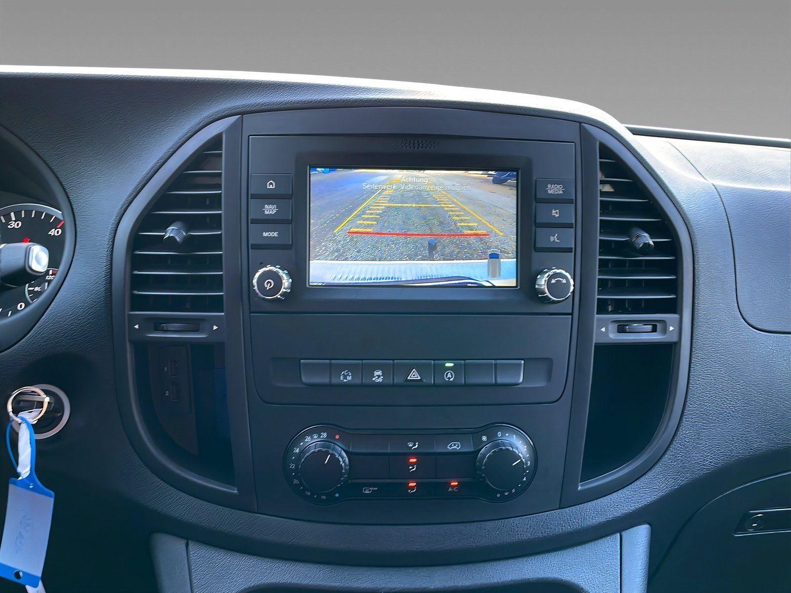 Vito Tourer 119 CDI 4M lang BASE+Kamera+TotW+AHK Bild 15