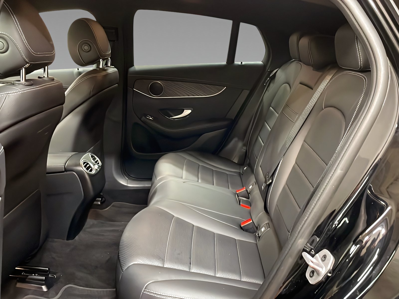 GLC 300e 4M Coupé EASY-PACK+CarPlay+Ambi+AHK+Kam Bild 10