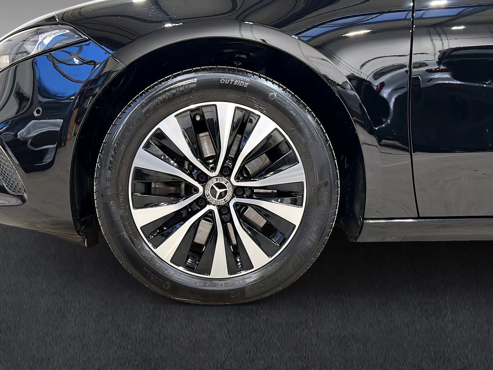 A 250 e Limousine Style+Keyless+CarPlay+DAB+Kam Bild 4