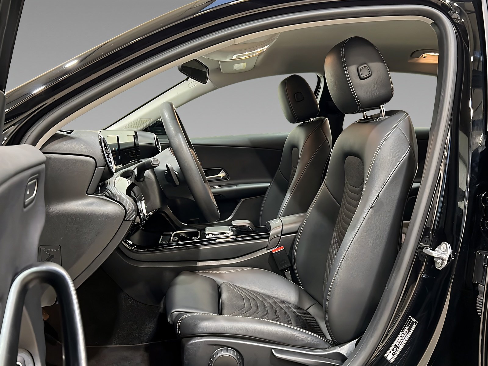 A 250 e Limousine Style+Keyless+CarPlay+DAB+Kam Bild 9