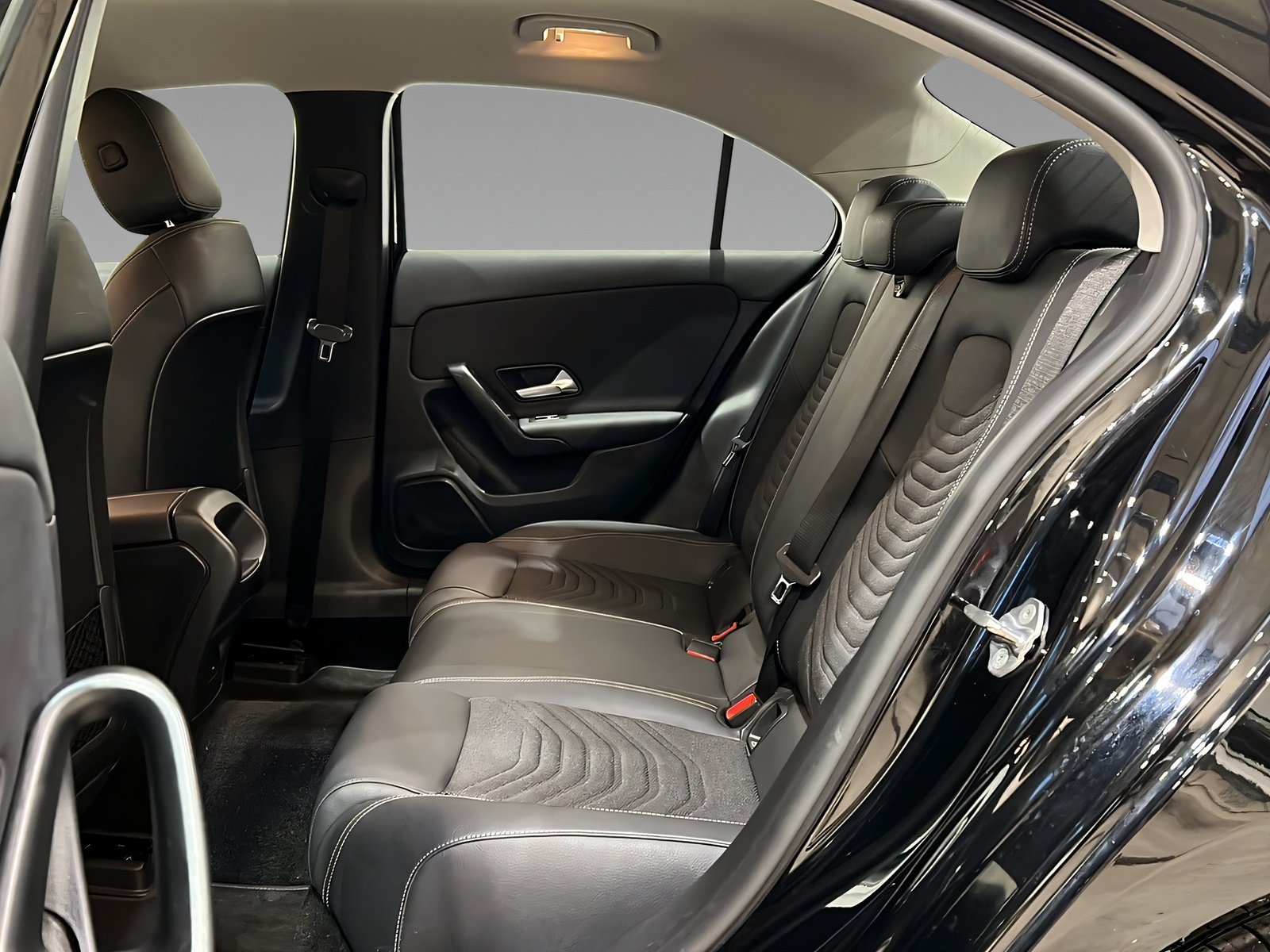 A 250 e Limousine Style+Keyless+CarPlay+DAB+Kam Bild 10