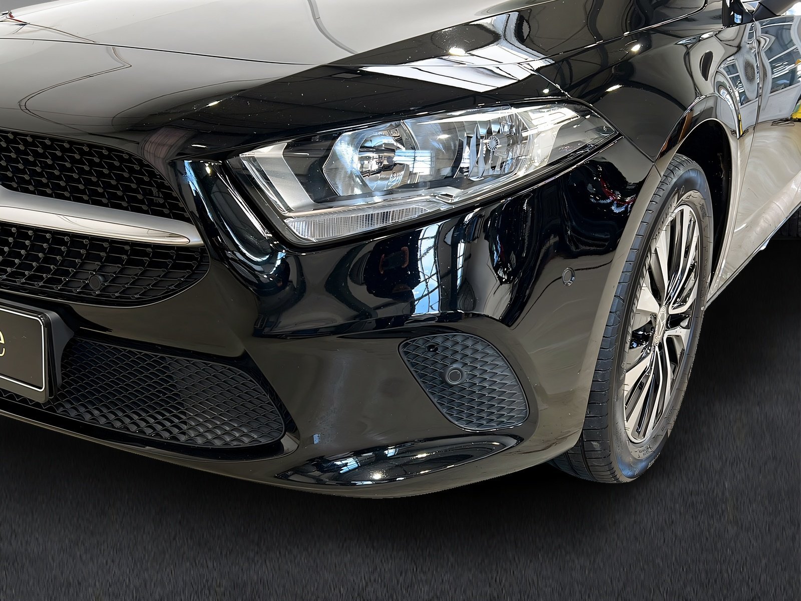 A 250 e Limousine STYLE+Kame+CarPlay+Keyless+DAB Bild 3