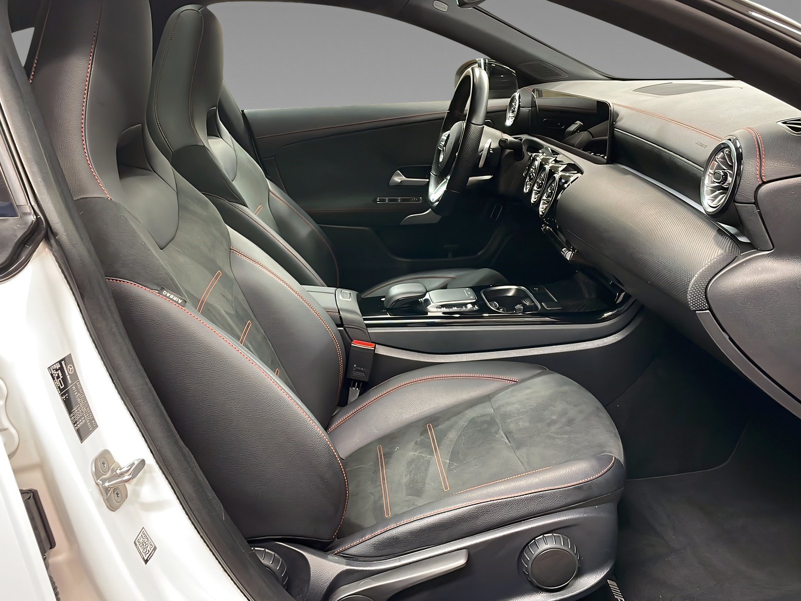 CLA 200 AMG+LED+NIGHT+Kamera+Ambiente+Pano+TotW Bild 12