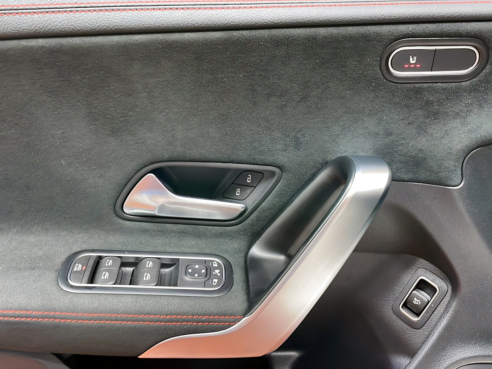 CLA 200 AMG+LED+NIGHT+Kamera+Ambiente+Pano+TotW Bild 13