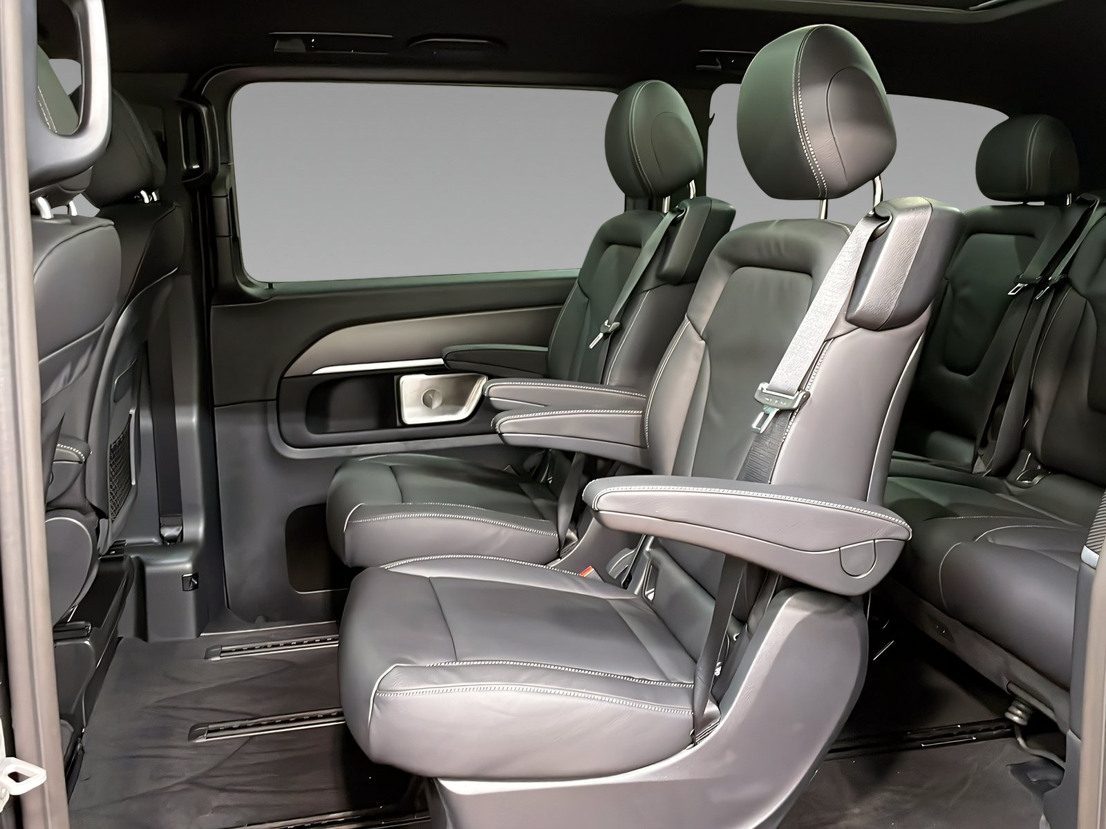 V 300 d 4x4 AVANTG lang+AMG+PANO+Burm+AHK Bild 14