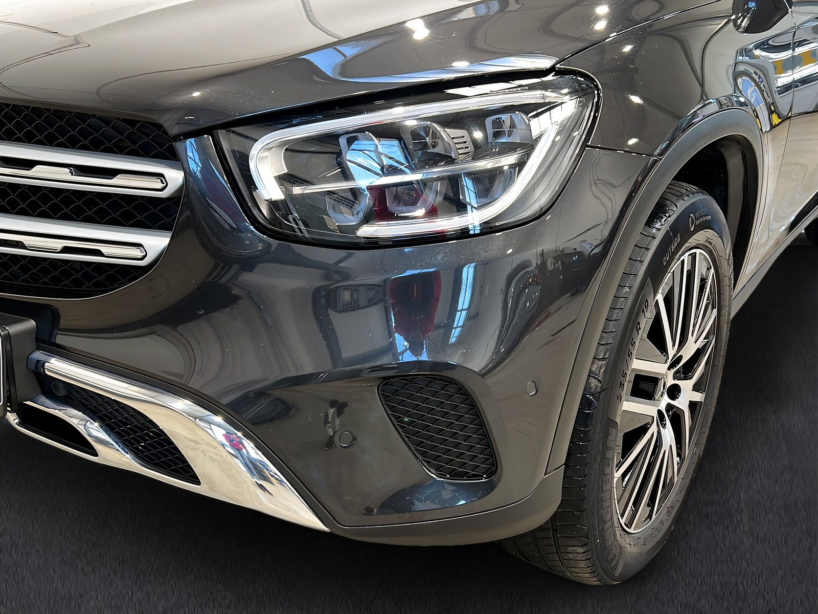 GLC 300 de LED+DISTRONIC+TotW+AHK+AMG-Interieur Bild 3