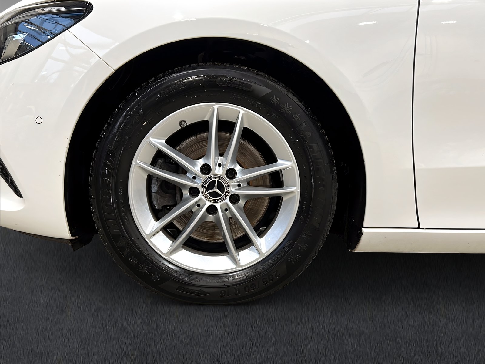 B 200 d STYLE+LED+Kamera+Tempoma+Navigation+MBUX Bild 4