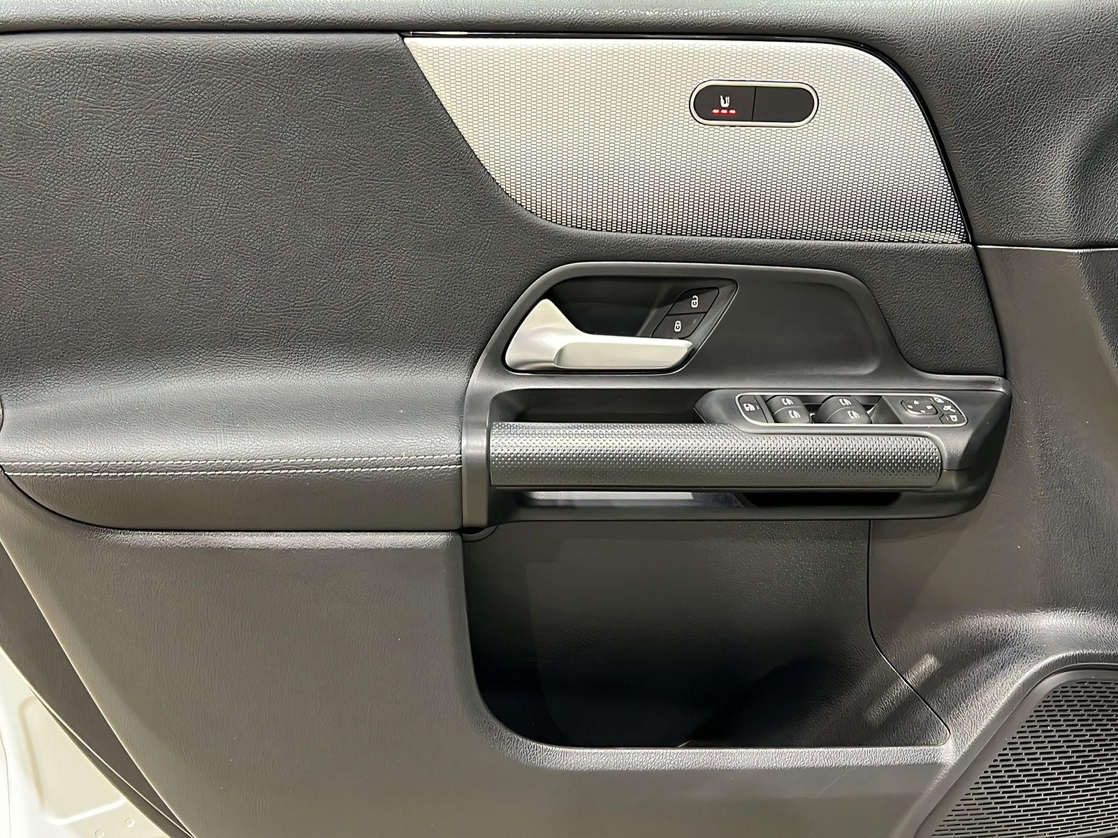 B 200 d STYLE+LED+Kamera+Tempoma+Navigation+MBUX Bild 13