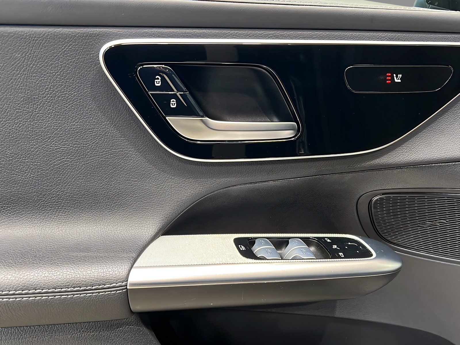 GLC 300 d 4M AMG+LED+Kamera+Ambiente+CarPlay+DAB Bild 15