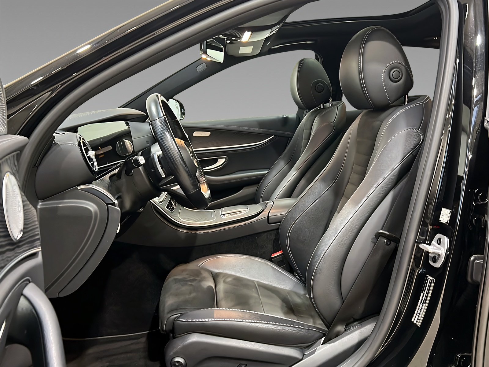 E 220 AMG Distr+Pano+360°+Burmester+LED+63 Optik Bild 9