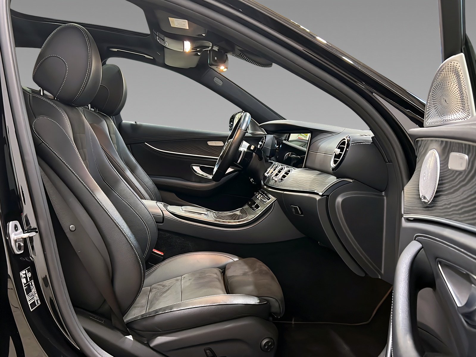 E 220 AMG Distr+Pano+360°+Burmester+LED+63 Optik Bild 12