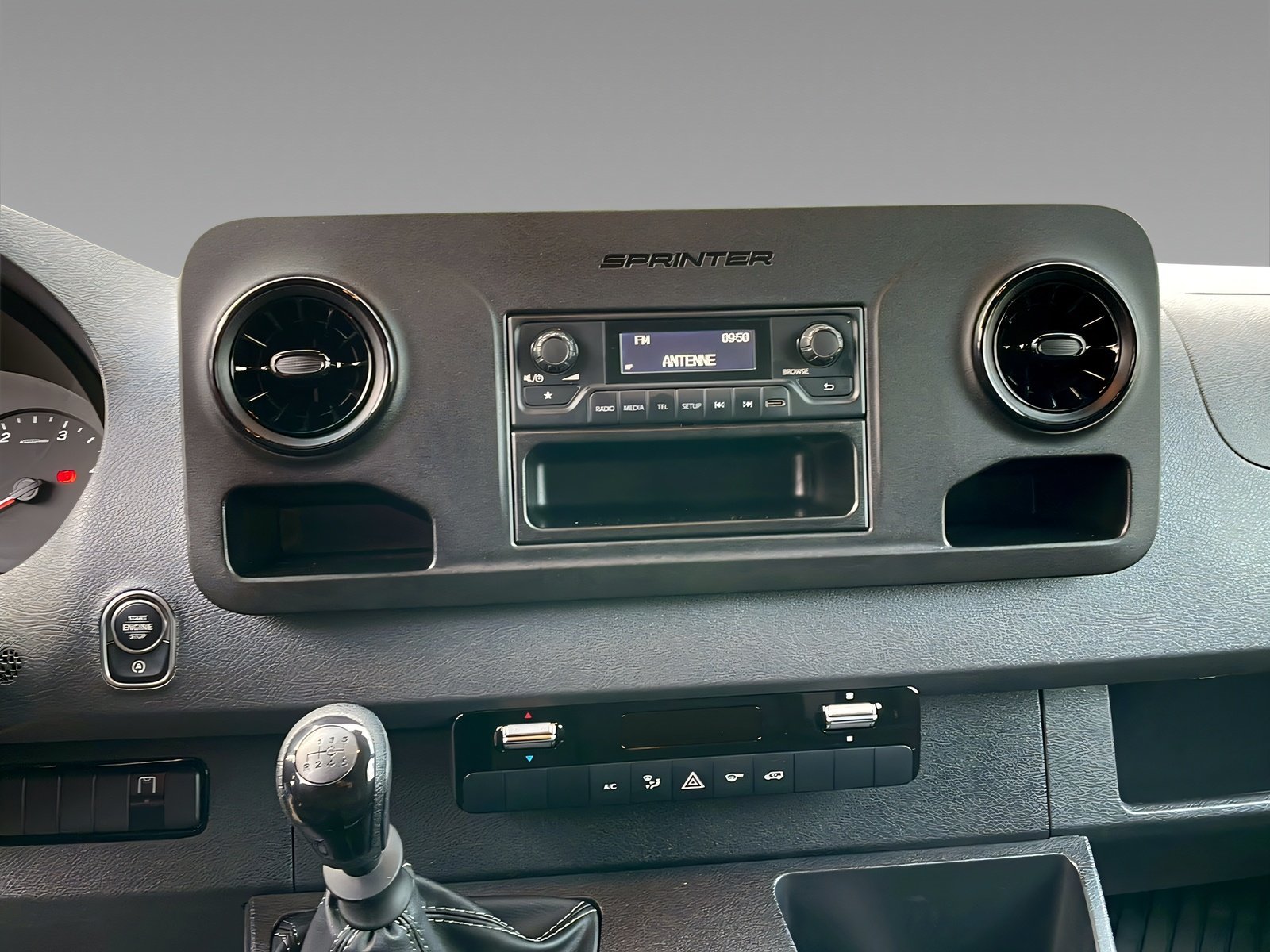 Sprinter 319 CDI Koffer Ladeboardwand+Klima Bild 10