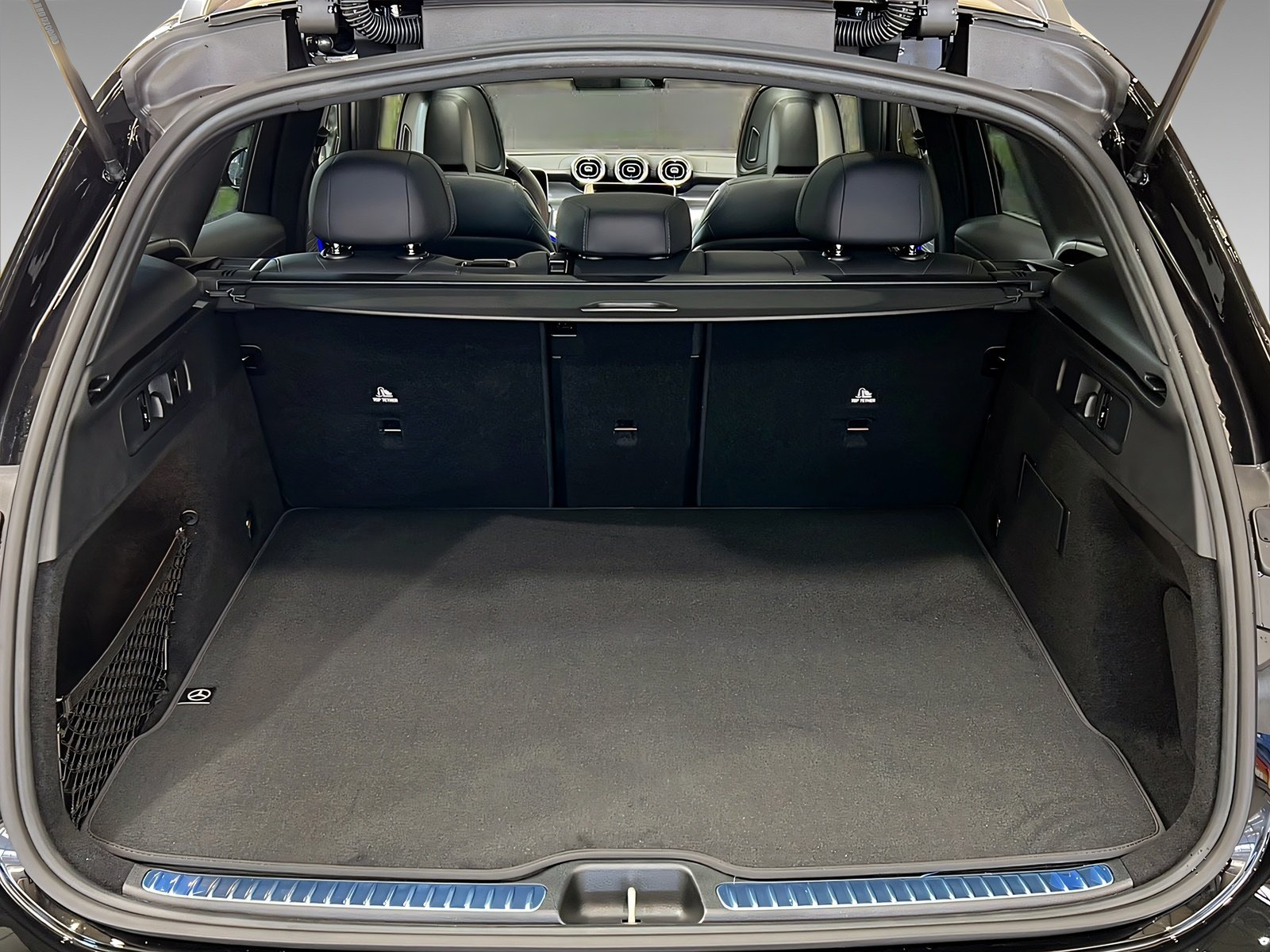 GLC 450 d 4M AMG+DISTR+NIGHT+Burme+Memo+AHK+360° Bild 6