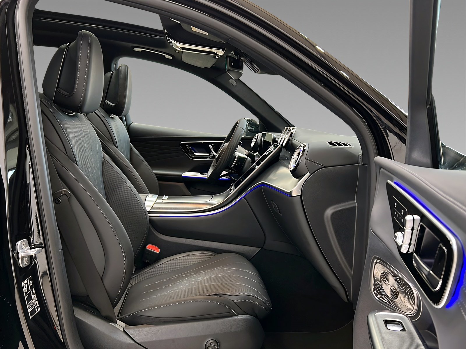 GLC 450 d 4M AMG+DISTR+NIGHT+Burme+Memo+AHK+360° Bild 14