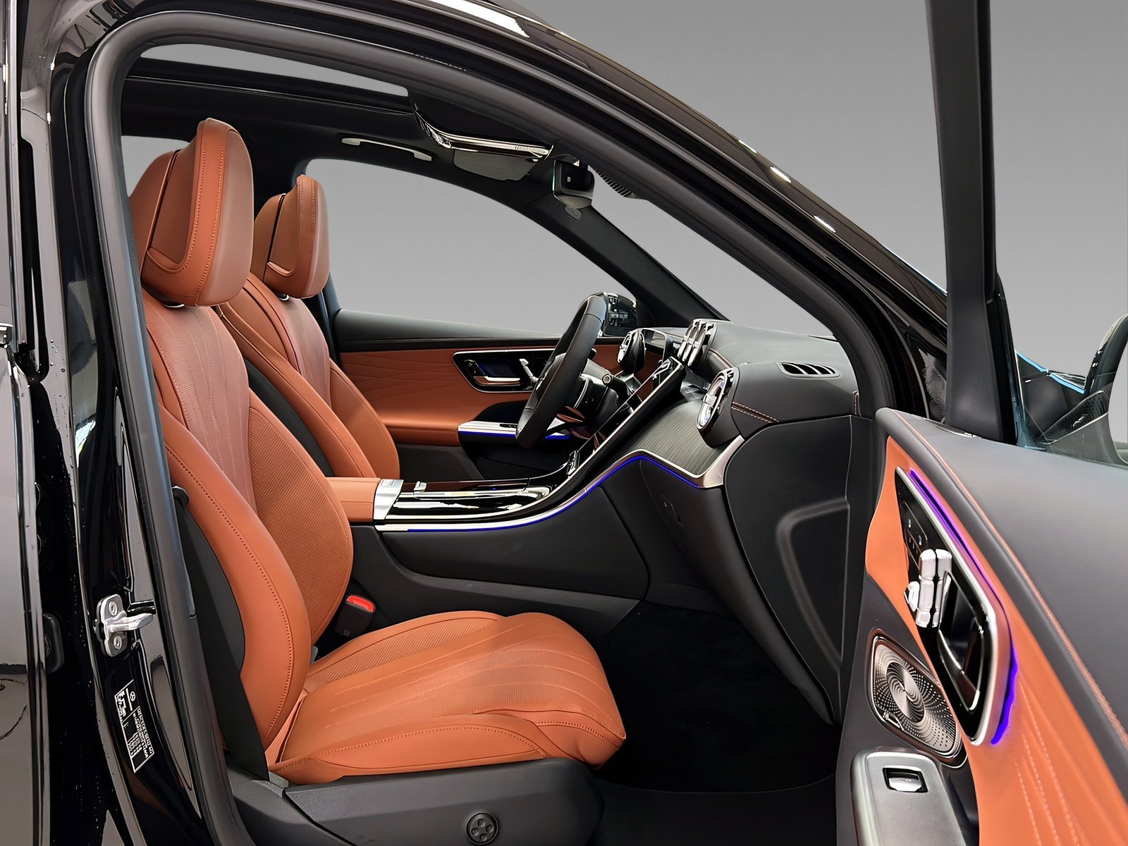 GLC 450 d 4M AMG+DISTR+NIGHT+Burme+Memo+AHK+360° Bild 14