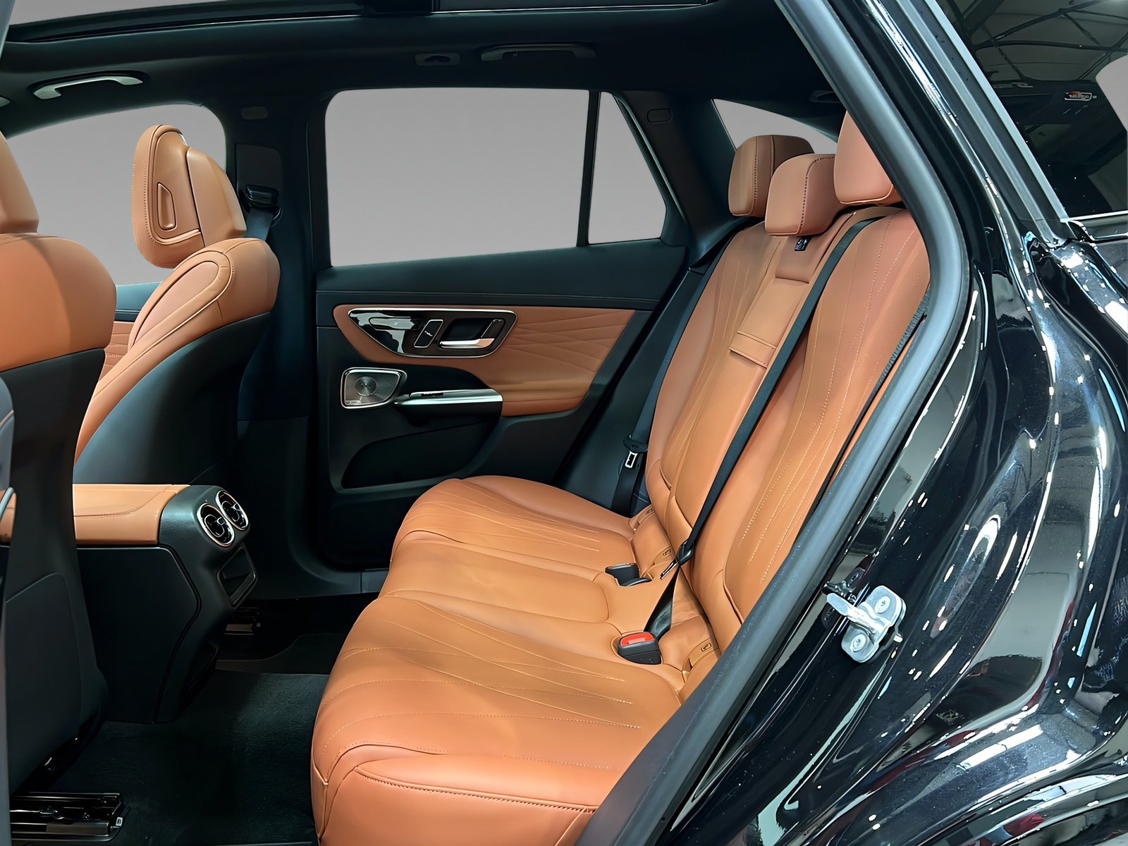 GLC 450 d 4M AMG+DISTRO+Memo+Burme+StHz+AHK+360° Bild 9
