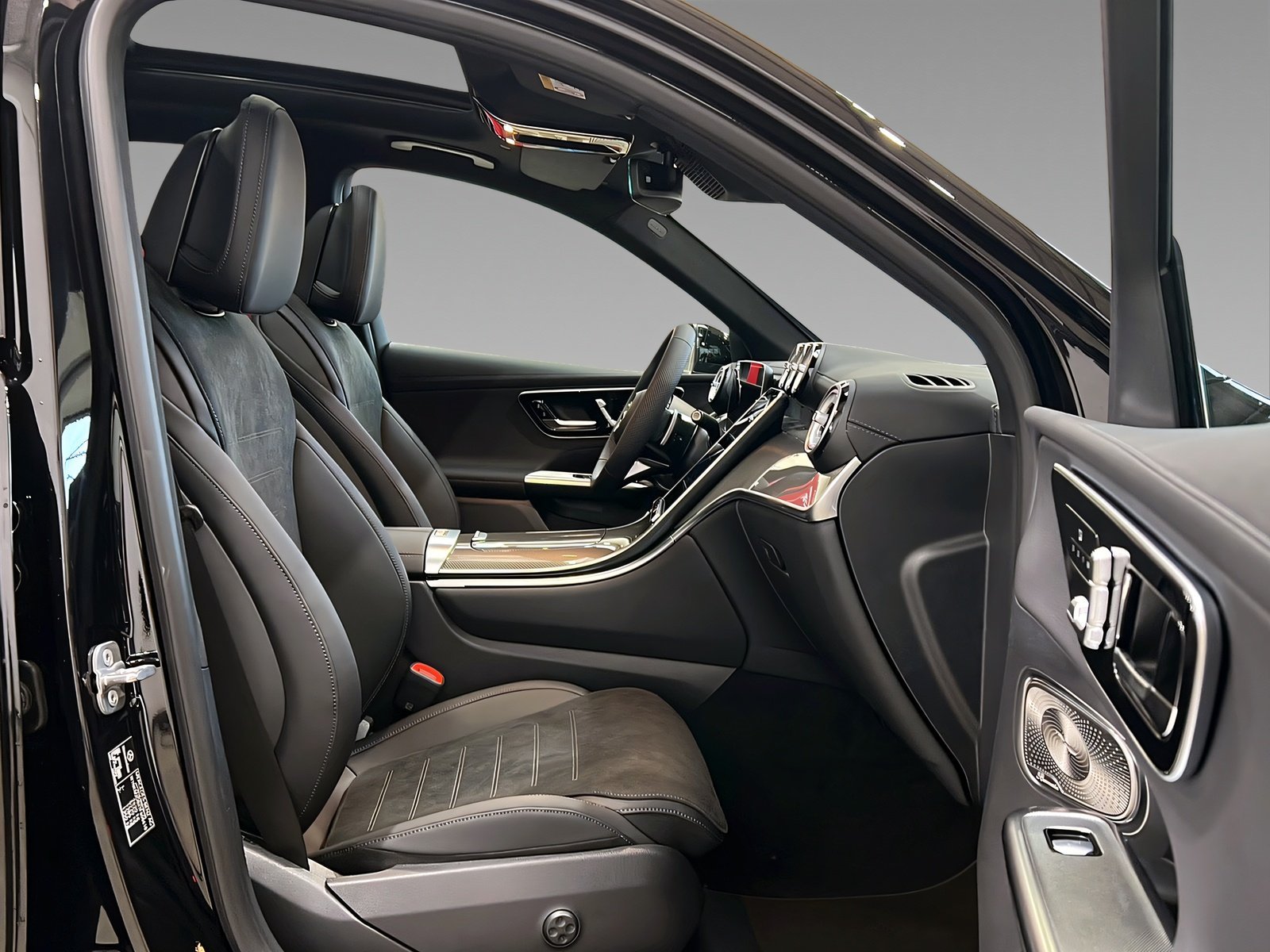 GLC 450 d 4M AMG+DIGITAL+DISTR+Burm+StHz+AHK+360 Bild 14