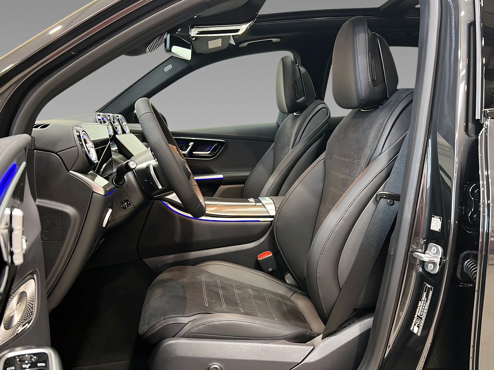 GLC 450 d 4M AMG+DISTR+Burme+Memo+StHz+AHK+360° Bild 8