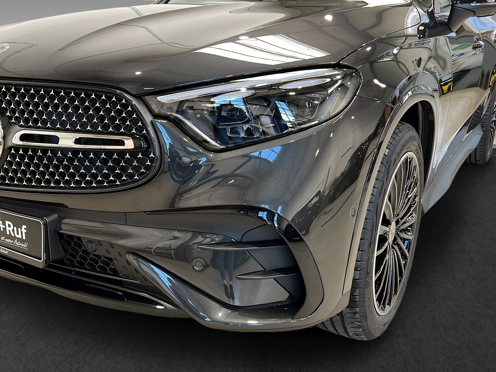 GLC 450 d 4M AMG+DISTR+NIGHT+Burme+Memo+AHK+360° Bild 15