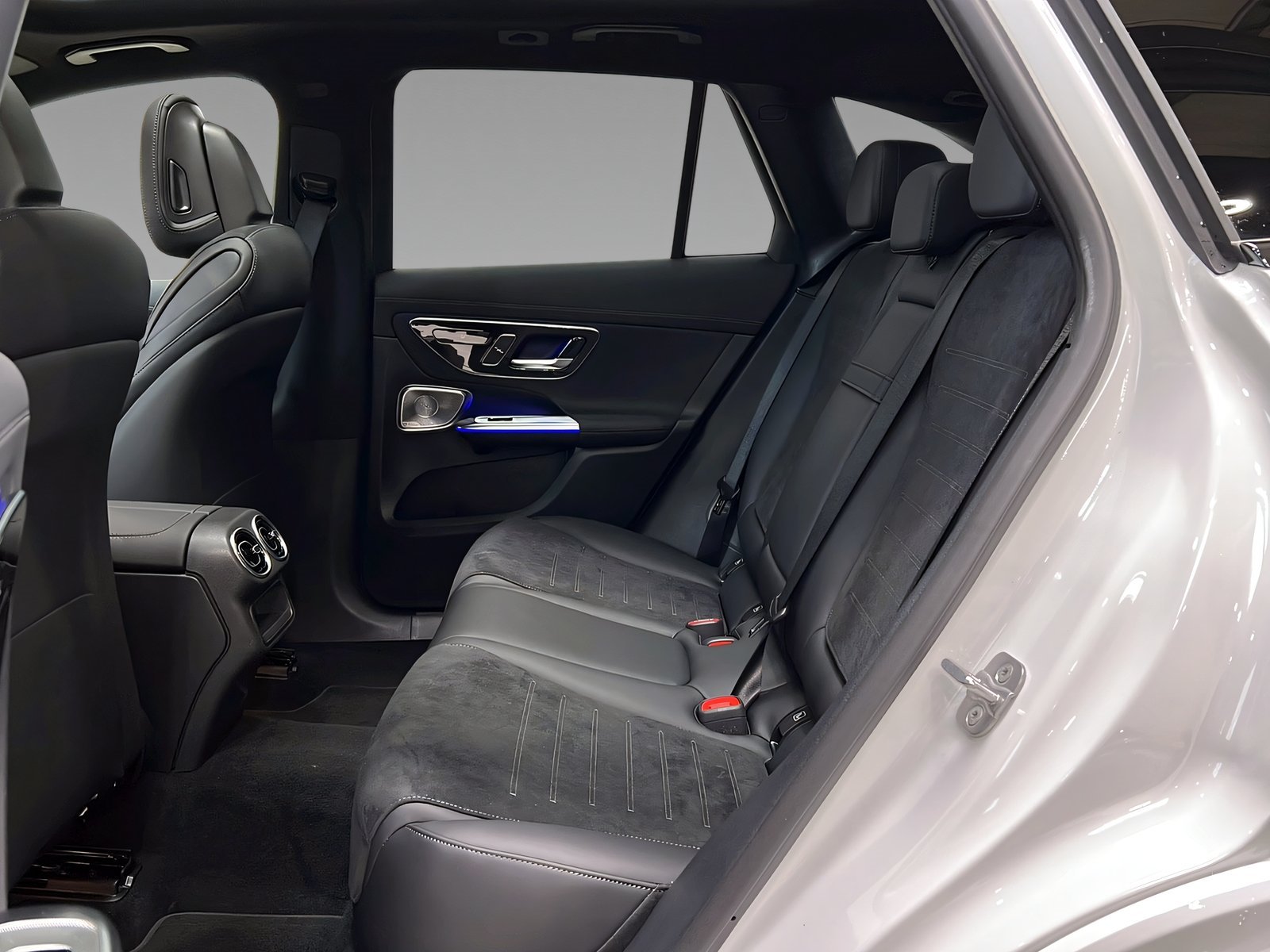 GLC 450 d 4M AMG+DISTR+NIGHT+Burme+Memo+AHK+360° Bild 9