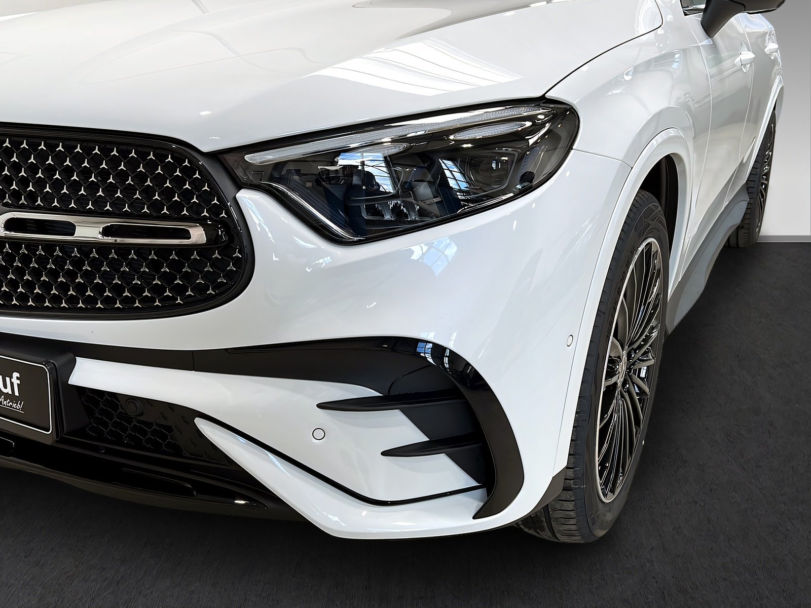 GLC 450 d 4M AMG+DISTR+NIGHT+Burme+Memo+AHK+360° Bild 15