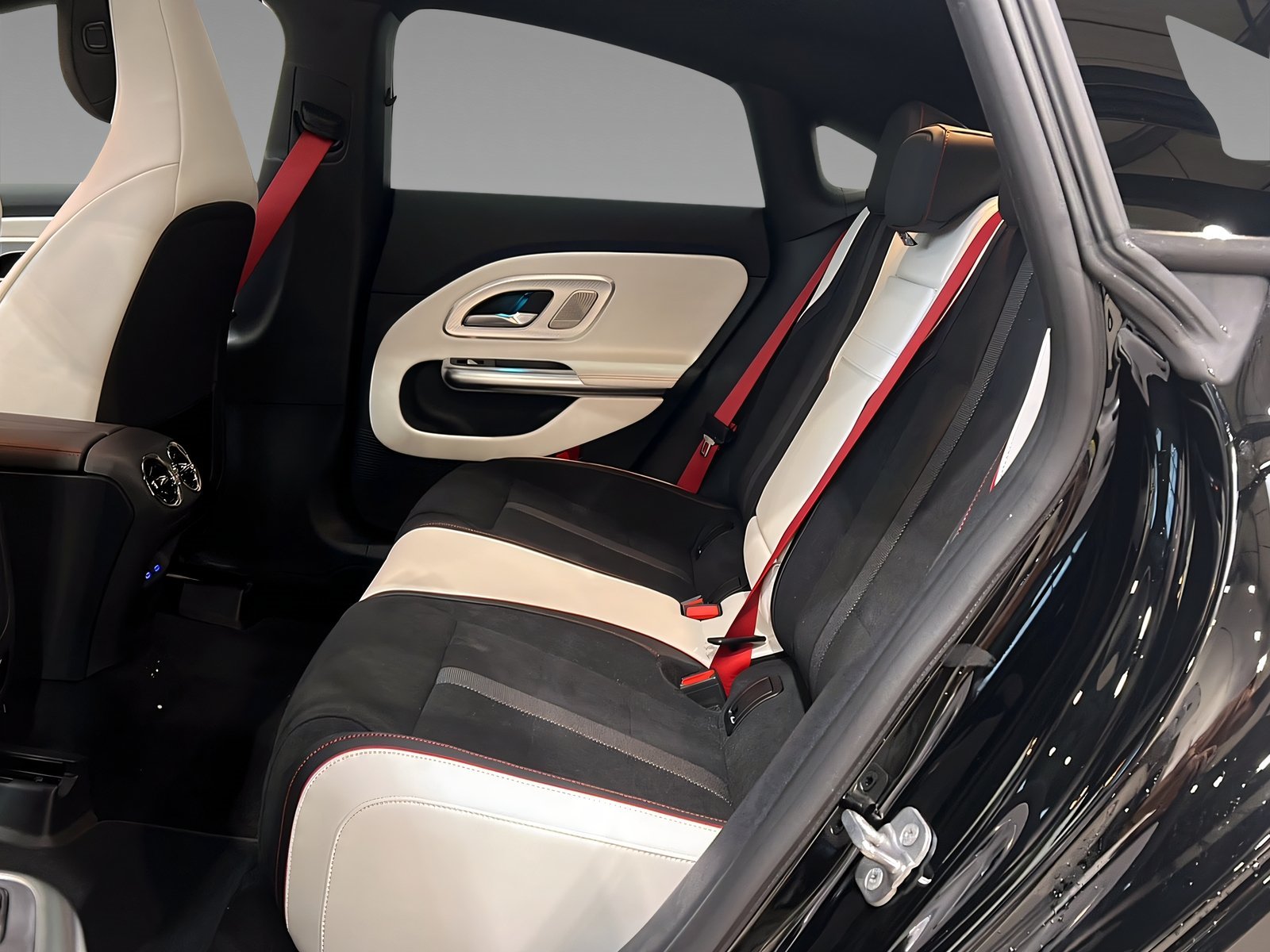 CLA 200 NEW_MODEL+AMG+MULTI+SUPERSCREEN+Burme Bild 9