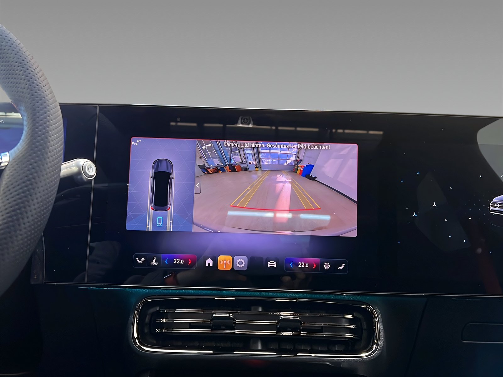 CLA 200 NEW_MODEL+AMG+Kamera+Pano+CarPlay+TotW Bild 11