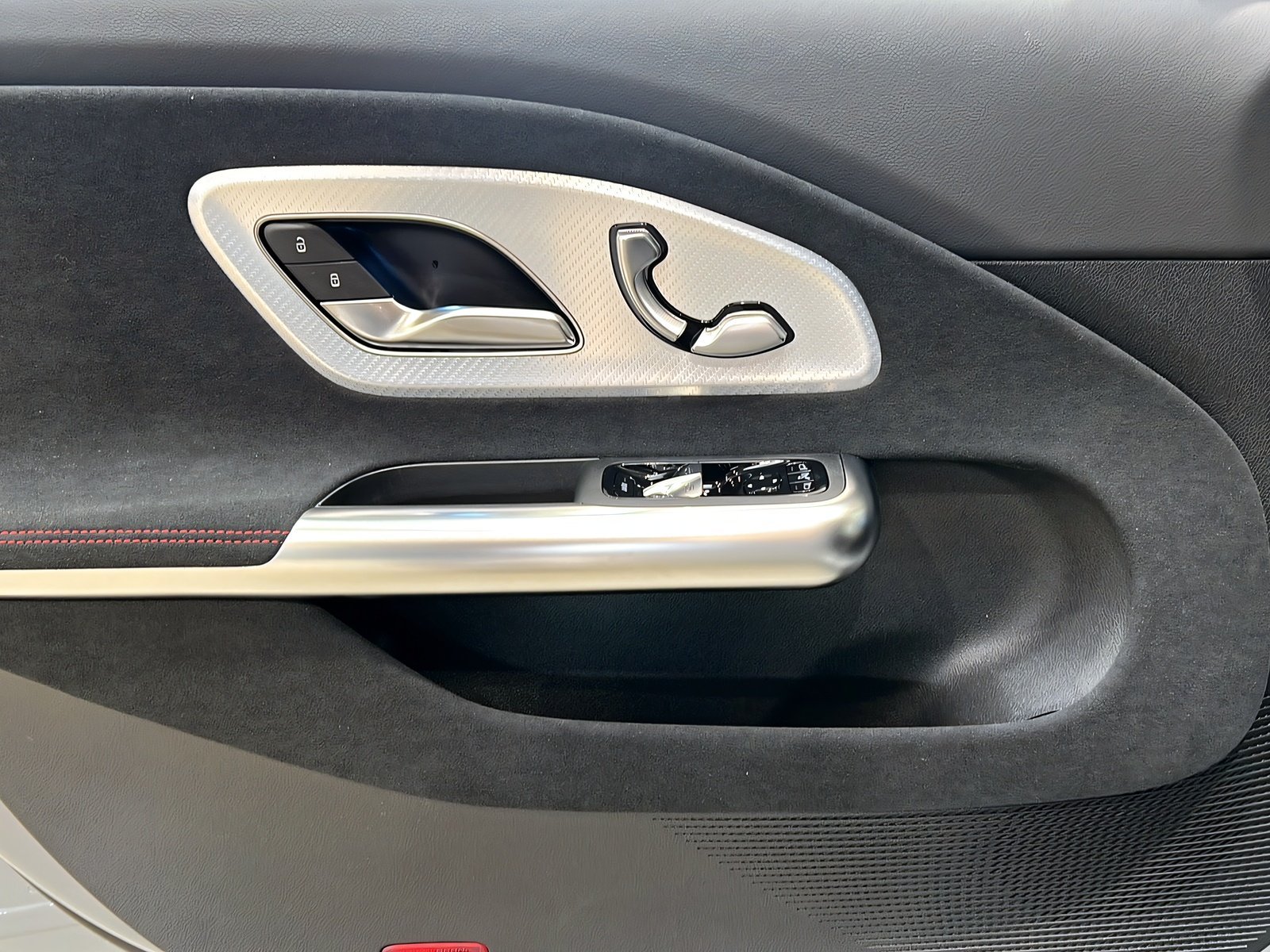 CLA 200 NEW_MODEL+AMG+Kamera+Pano+CarPlay+TotW Bild 12