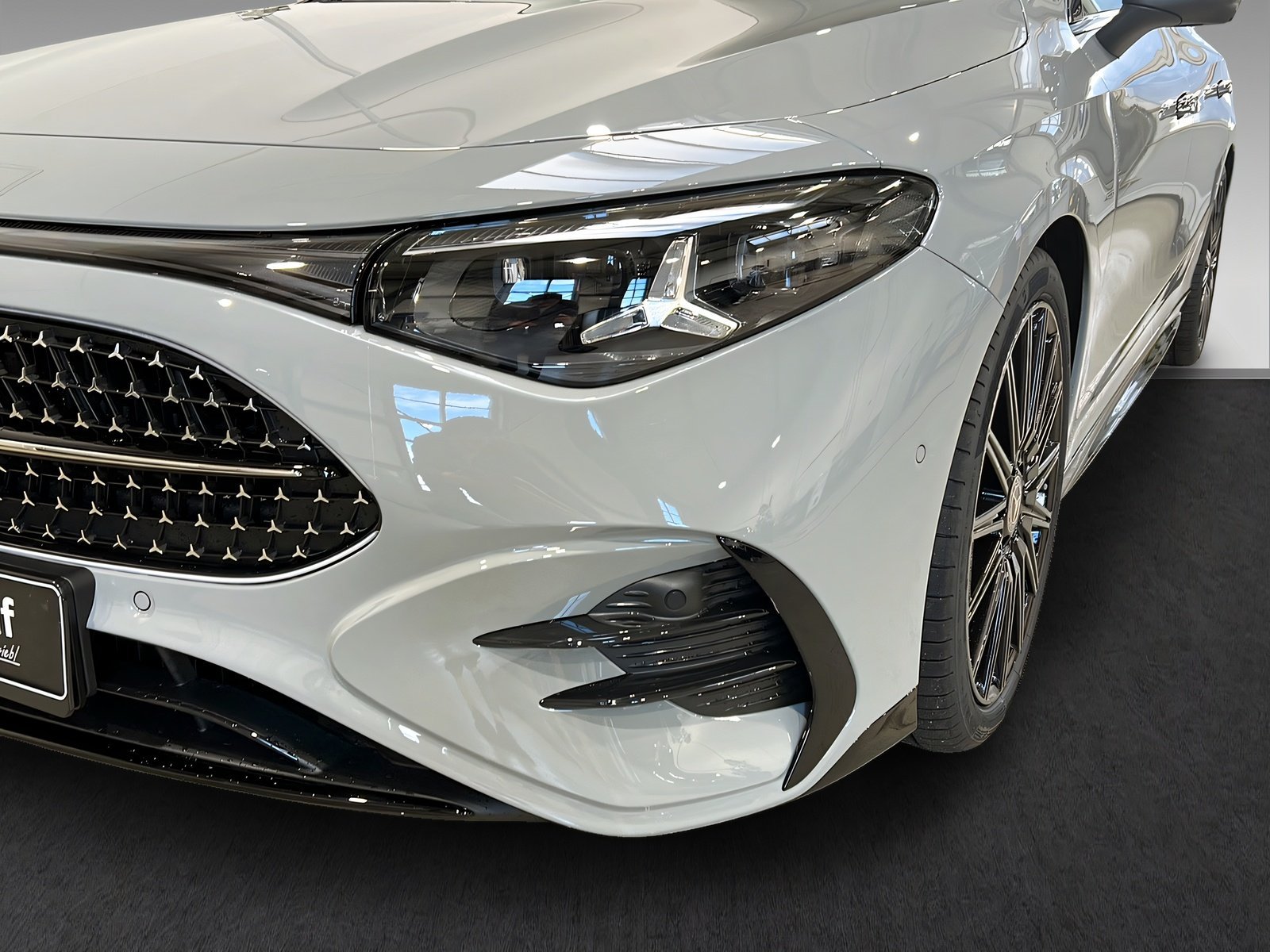 CLA 200 NEW_MODEL+AMG+Kamera+Pano+CarPlay+TotW Bild 15