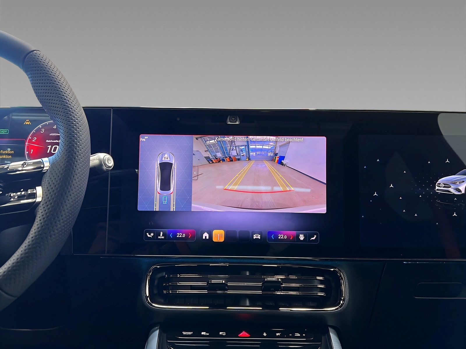 CLA 200 NEW_MODEL+AMG+NIGHT+SUPERSCREEN+Kamera Bild 11