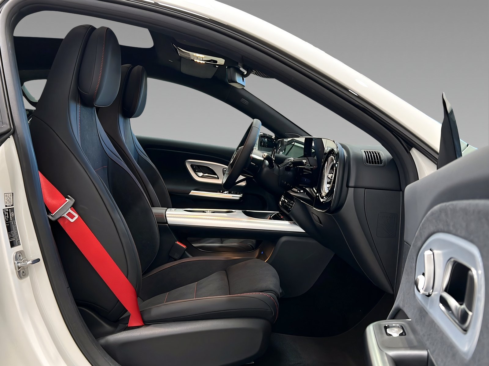 CLA 200 NEW_MODEL+AMG+NIGHT+SUPERSCREEN+Kamera Bild 14